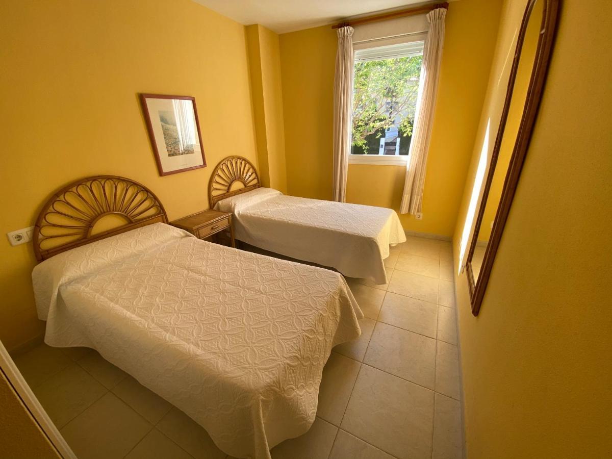 Jardines Del Puerto Altamar Apartment *