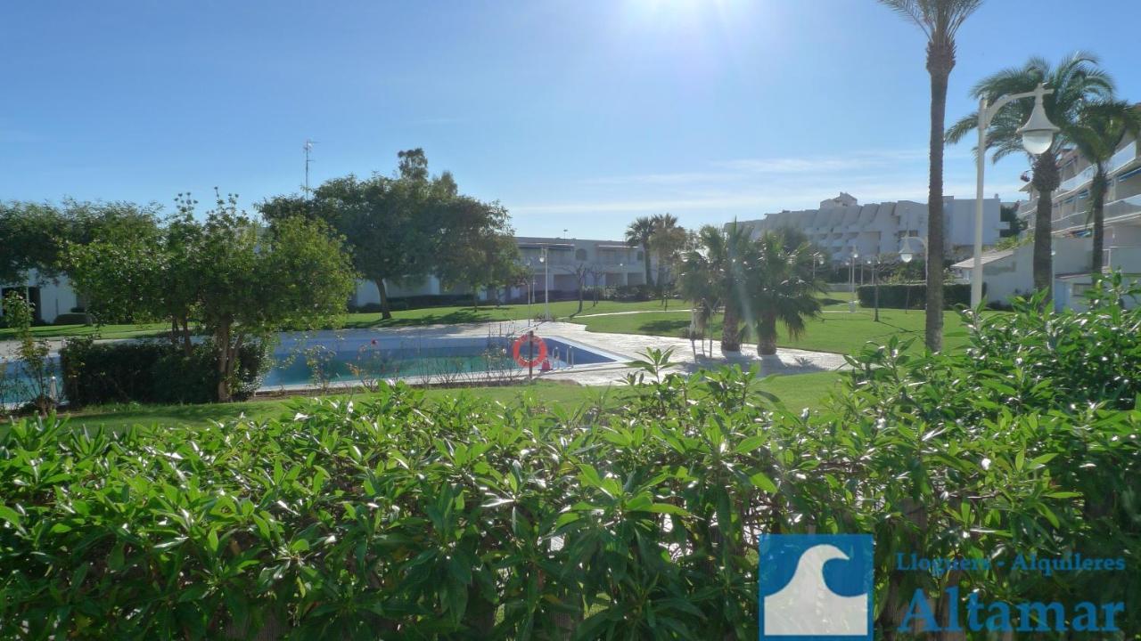 Jardines Del Puerto Altamar Apartment *