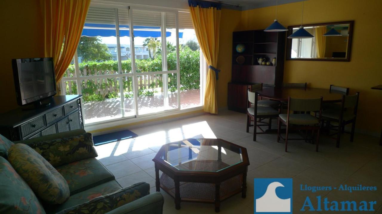 Jardines Del Puerto Altamar Apartment